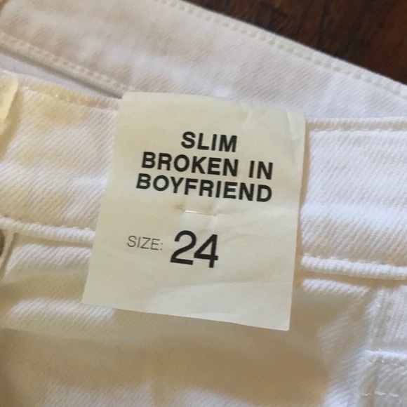 J Crew White denim jean, slim boyfriend - Picture 2 of 5